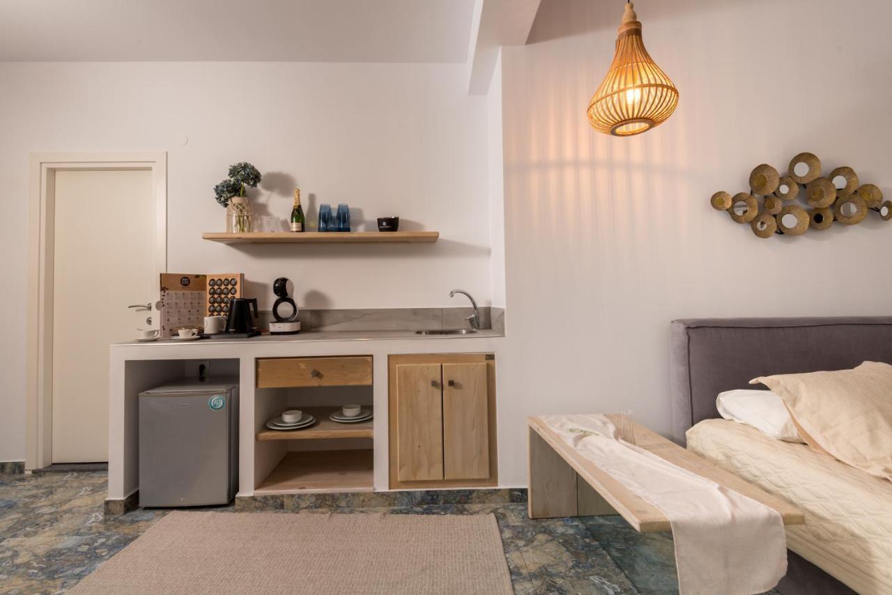 Hyperion Hotel Mirtiész Kültér fotó